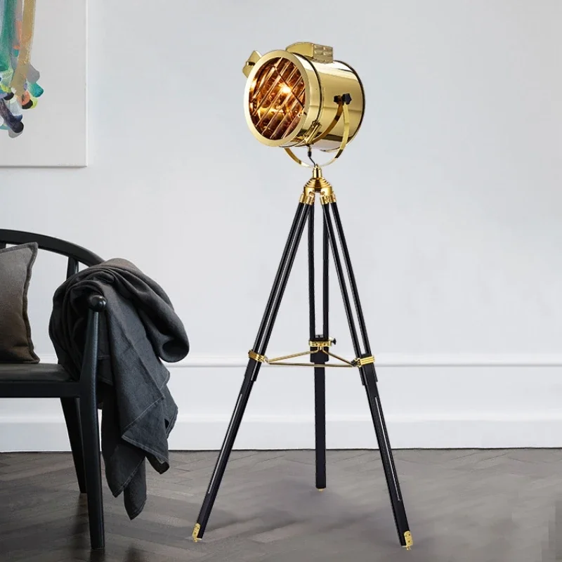 Floor Lamp Tripod - Lampu Lantai Baja Tahan Karat Desainer