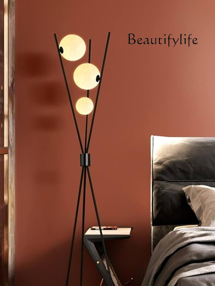 Lampu lantai tripod desain bul - Floor Lamp Tripod ulasan dan harga